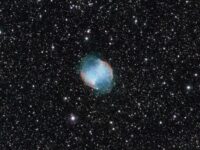 M27_Dumbbell_Nebula_081923_294MC_805mm_Final.jpg_compressed