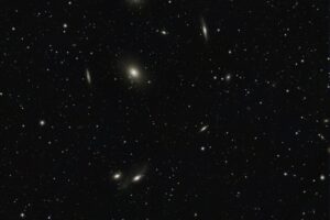 M86_Markarians_Chain_030423_805mm_WBPP_BlurX_GHS_Final.jpg_compressed
